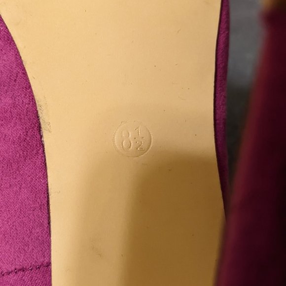 Liliana Pink Suede Pump Heels - Picture 5 of 8